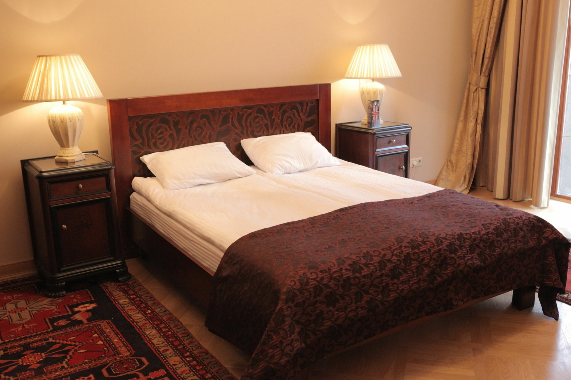 British Club Lviv Hotel Eksteriør billede